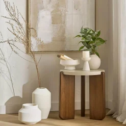 Ceramic Bowl on Stand