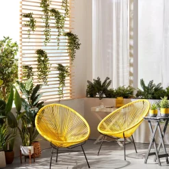 Hanging Leaves